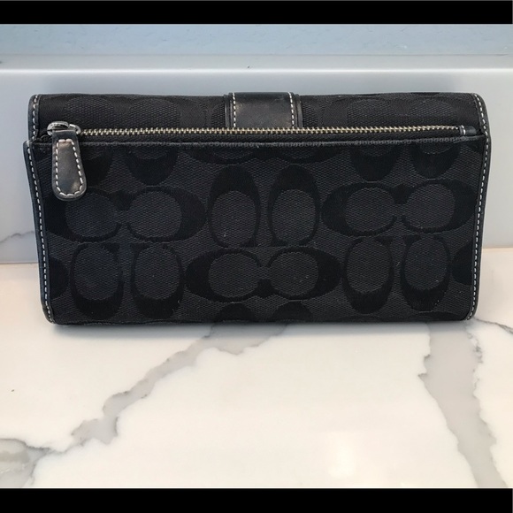 Coach Wallet - Picture 4 of 4